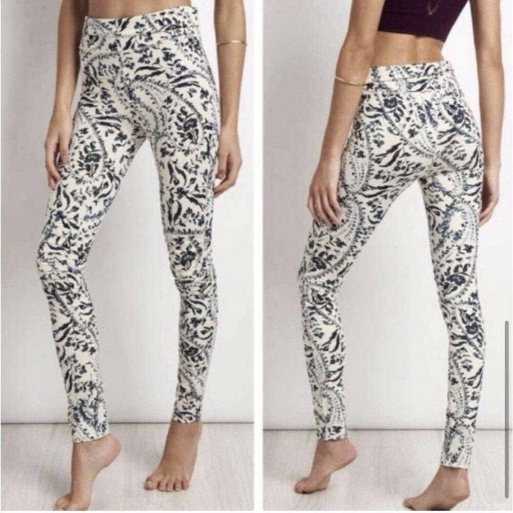 Free People Movement Floral Folk Art City Slicker Moto Leggings Sz S EUC Navy